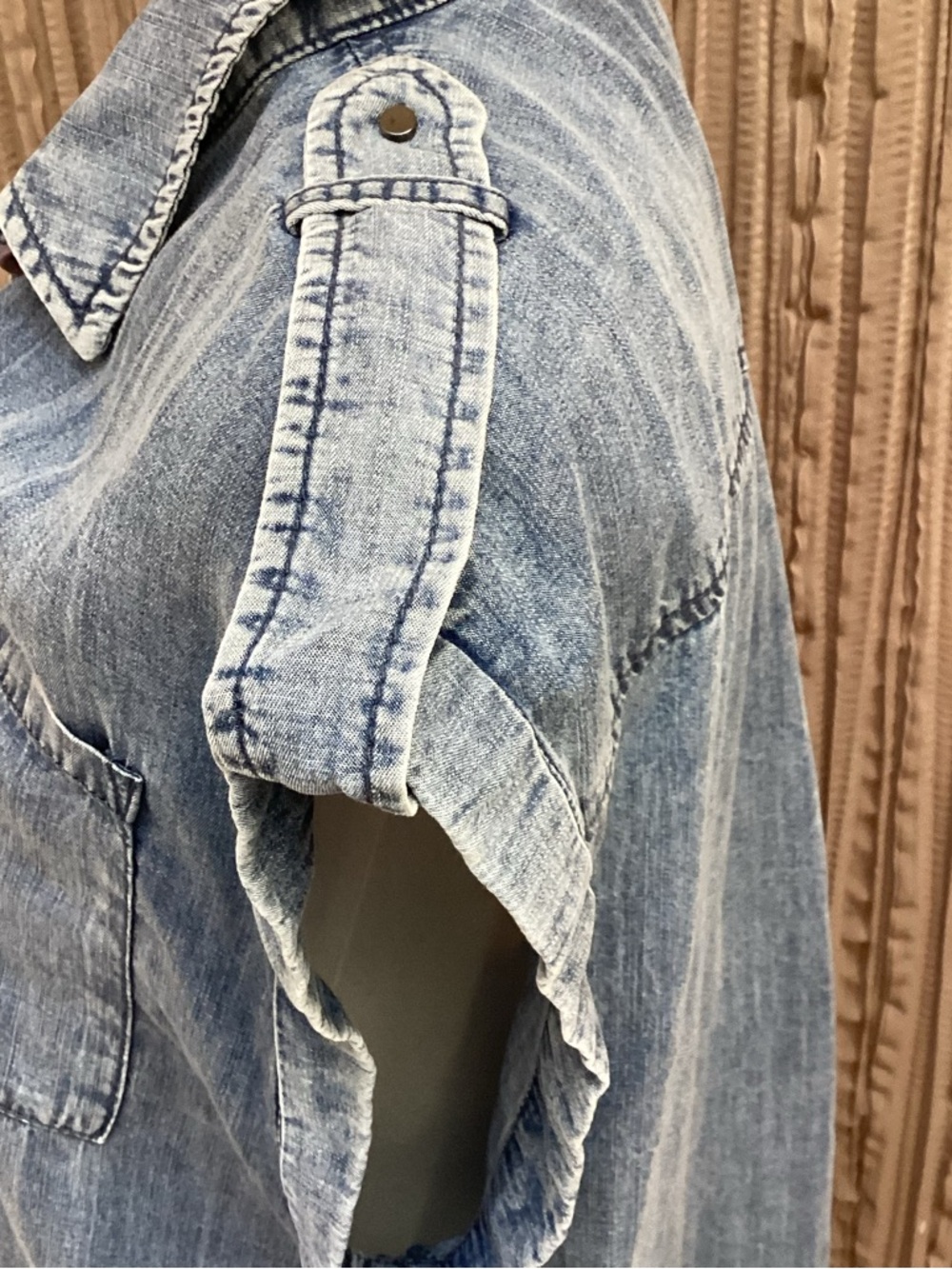 Sugar+Lips Denim Sleeveless Button-Front Top w/pockets, epilates, loose fit,M - Picture 4 of 11
